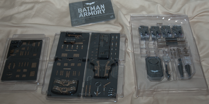 Illustration for article titled Batman Has Some Stupid Weapons